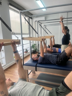 Pilates Clássico nos Aparelhos em Pequenos Grupos